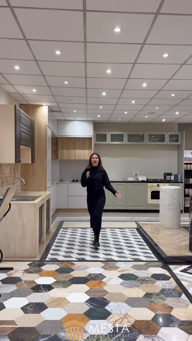Începutul de an, început de planuri pentru casă. ✅
Dacă vrei să schimbi rapid vibe-ul unei băi / bucătării / hol, acum e momentul: hexagoanele din travertin (piatră naturală) sunt la reducere la Mesta.
Travertinul arată premium, e natural, și modelul hexagon dă fix acel efect „wow” fără să fie încărcat.
📍Găsești oferta la Mesta #piatranaturala #mesta #marmura #constanta #travertin