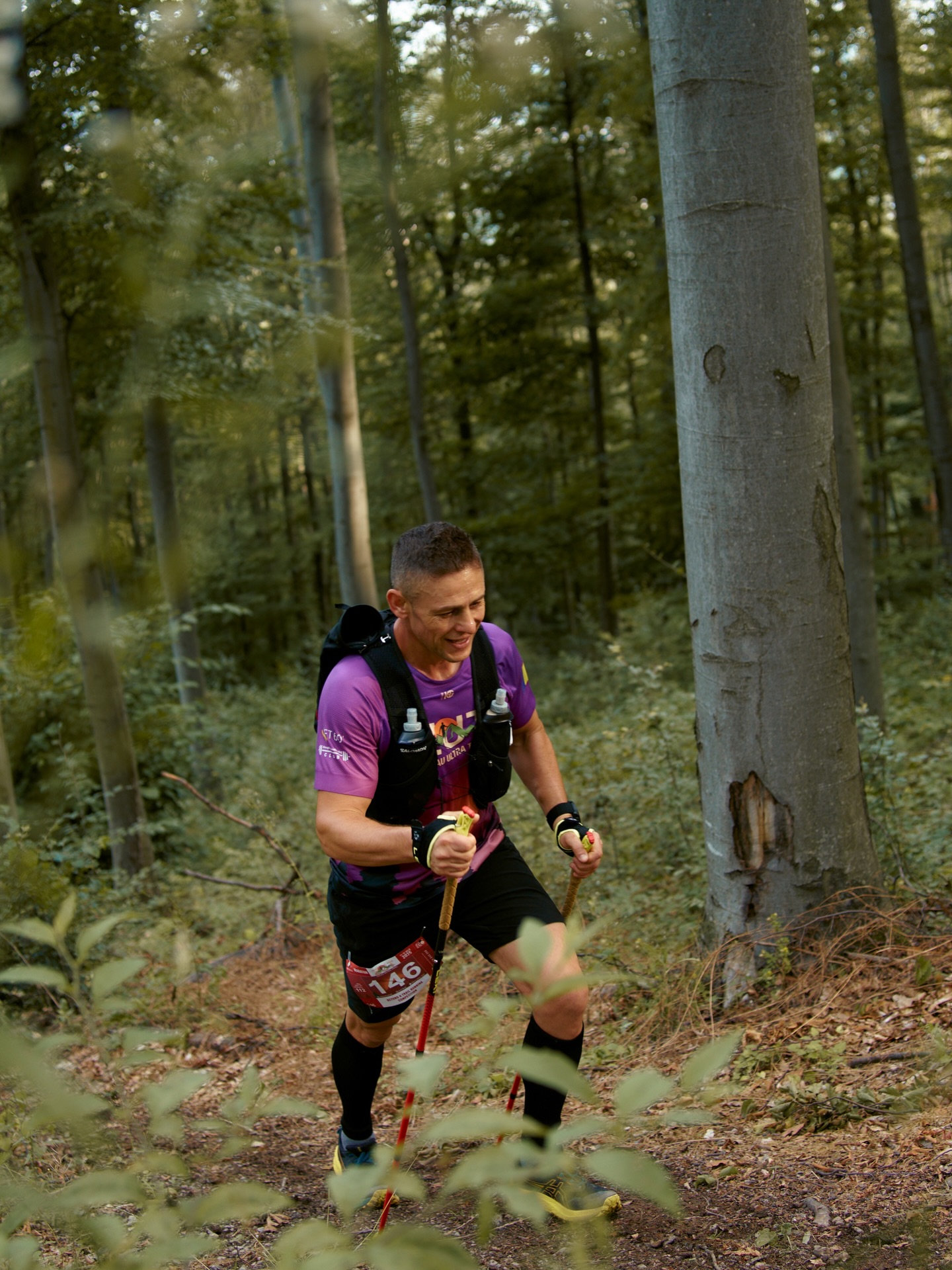 Se spune că pe Panta ZUT nu urci doar cu picioarele, ci cu toată voința pe care o ai. 📈
E locul ăla unde respirația devine sacadată, unde te sprijini în bețe sau în propriii genunchi, dar unde zâmbetul nu dispare de pe fețele alergătorilor.
De ce?
Pentru că satisfacția de a cuceri Meseșul e mai puternică decât orice urmă de oboseală. ⛰️
Ne vedem la start la ZUT 2026 powered by EGO, gata să mai cucerim o dată panta ZUT! 🏁
🌐 Detalii & înscrieri: www.zut.run
📅 10-12 iulie 2026
_________________
They say you don’t climb the ZUT Slope with just your legs, but with every ounce of willpower you have. 📈
It’s that spot where your breath gets heavy, where you find yourself leaning on your poles or your own knees—yet the smile never leaves your face.
Why?
Because the satisfaction of conquering the Meseș Mountains is far stronger than any hint of exhaustion. ⛰️
See you at the starting line, ready to take on the ZUT Slope once more! 🏁
🌐 Details & Registration: www.zut.run
📅 July 10-12, 2026