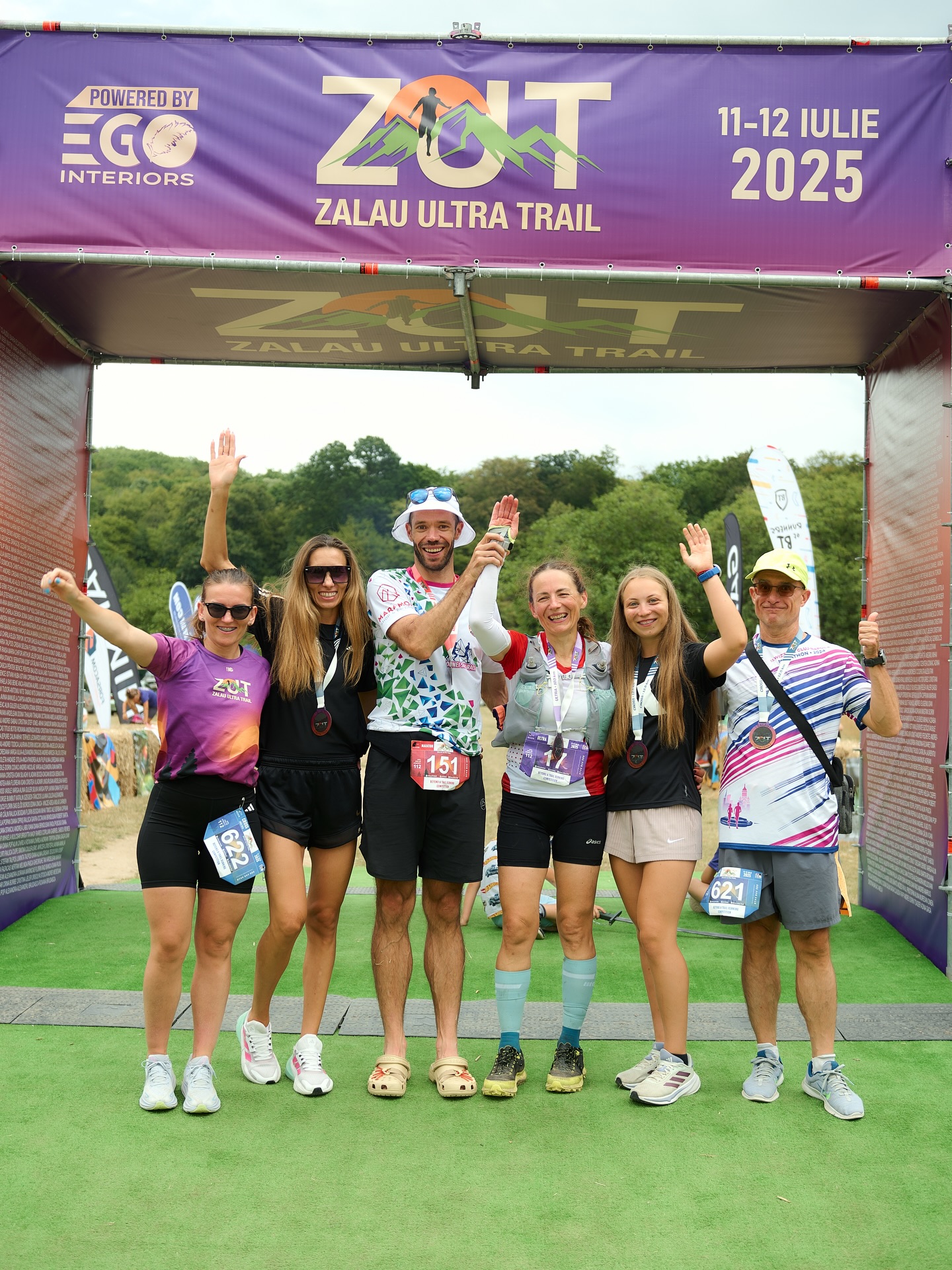 Fericirea din ziua cursei nu se explică. Se simte. 💚
Zâmbete la start, adrenalină pe traseu, emoții la finish — toate într-un vibe pozitiv care te ține zile întregi după.
ZUT 2025 powered by EgoInteriors a fost doar un preview… ⚡
Ce urmează? Va fi la un alt nivel.
🔥 Zalău Ultra Trail 2026 powered by EgoInteriors
📅 10–12 iulie 2026
Ne revedem acolo unde energia e de neegalat și fiecare pas spune o poveste.
💻 Înscrieri aici: https://zut.run
-
The happiness of race day can’t be explained. It has to be felt. 💚
Smiles at the start, adrenaline on the course, emotions at the finish — all wrapped in a positive vibe that stays with you for days.
ZUT 2025 powered by EgoInteriors was just a preview… ⚡
What’s coming next? A whole new level.
🔥 Zalău Ultra Trail 2026 powered by EgoInteriors
📅 July 10–12, 2026
We’ll meet again where the energy is unmatched and every step tells a story.
💻 Register here: https://zut.run