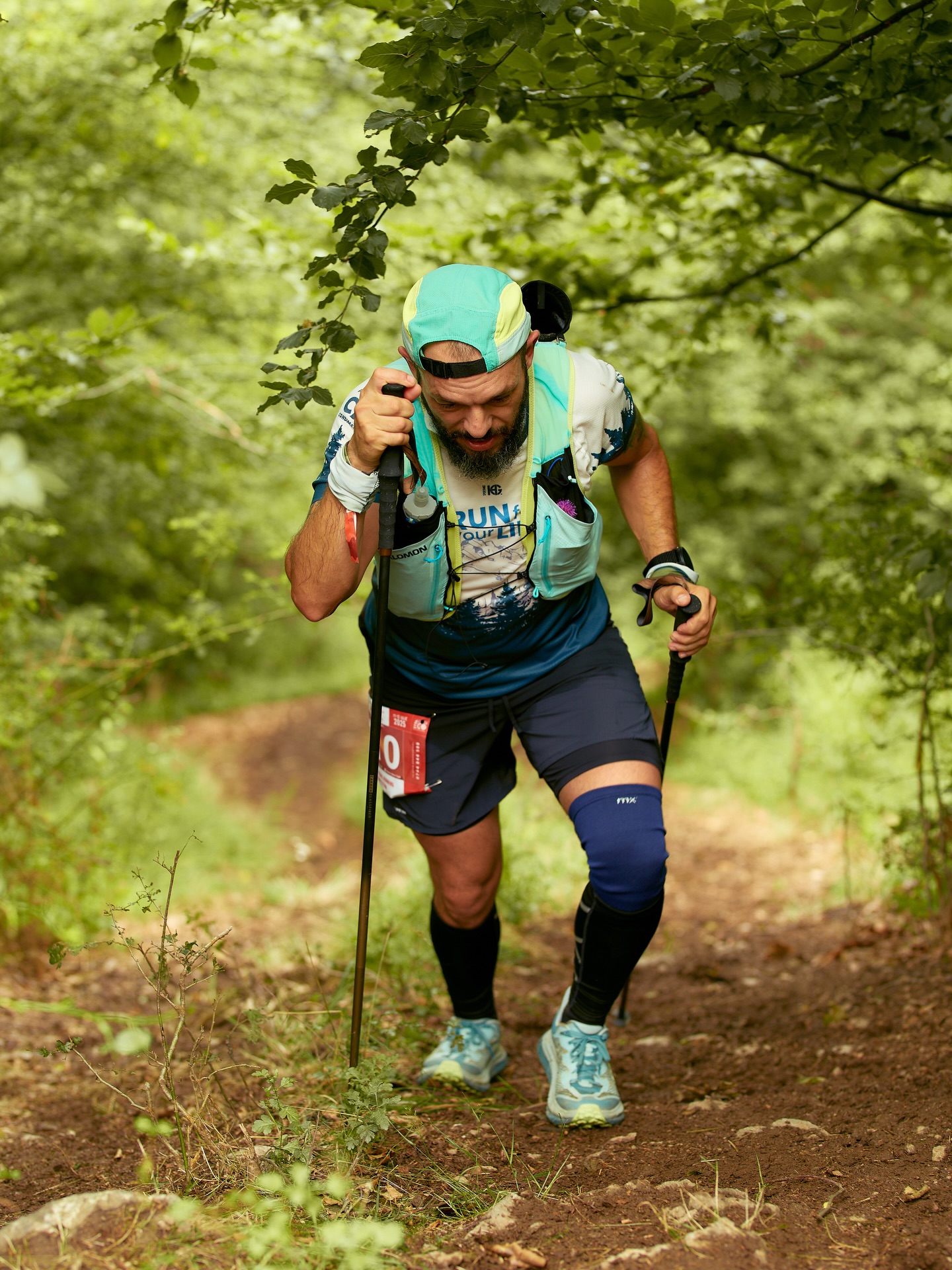De ce alergătorii iubesc ZUT? ✨
Dincolo de kilometri și diferență de nivel, e vorba despre locurile acestea care îți taie respirația și despre momentele în care te oprești doar ca să faci o poză. Sălajul are peisaje mai pitorești și poteci mai surprinzătoare decât ar părea.
E vorba despre comunitate, despre traseele care combină pădurea cu pante solicitante și peisaje care își odihnesc ochii și sufletul. Despre zâmbetul pe care îl ai când până și echipele foto video te încurajează, despre satisfacția de a cuceri Meseșul împreună.
Zalău Ultra Trail îți oferă totul: păduri superbe, panorame epice și o organizare de nota 10. Lasă-te inspirat de imaginile de anul trecut și vino să îți scrii propria poveste.
Înscrie-te ca să fii sigur că faci parte din vibe-ul ZUT powered by EGOinteriors anul acesta!
🌐 Detalii & înscrieri: www.zut.run
📆 10-12 iulie 2026
Why do runners love ZUT? ✨
Beyond the miles and the elevation gain, it’s about those breathtaking spots and the moments where you just have to stop for a photo. Sălaj holds more picturesque landscapes and surprising trails than meets the eye.
It’s about community; about routes that blend deep forests with demanding climbs and scenery that rests both your eyes and your soul. It’s about that smile you get when even the photo and video crews are cheering you on, and the shared satisfaction of conquering the Meseș Mountains together.
Zalău Ultra Trail offers it all: stunning forests, epic panoramas, and top-tier organization. Let last year’s memories inspire you—come and write your own story.
Register now to ensure your spot in the ZUT powered by EGOinteriors vibe this year! 🏁
🌐 Details & registration: www.zut.run